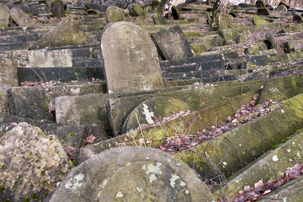 Bródno Jewish cemetery, Warsaw