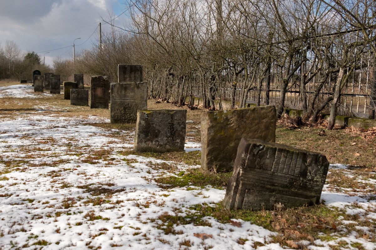 Góra Kalwaria Jewish cemetery