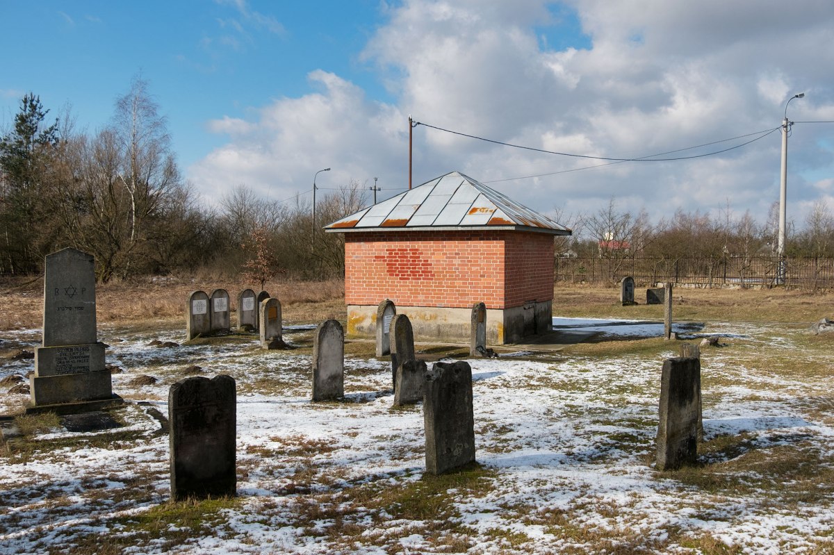 Góra Kalwaria Jewish cemetery