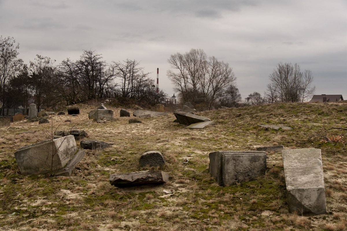 Karczew Jewish cemetery