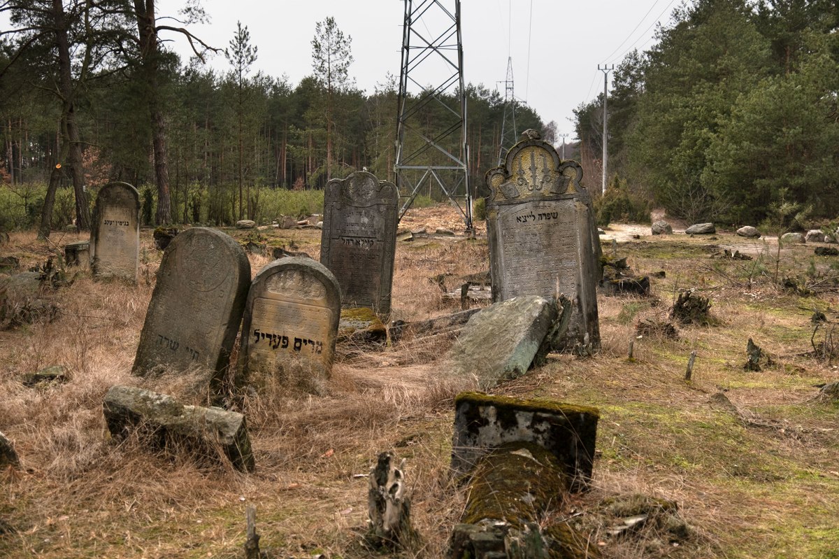 Otwock Jewish cemetery