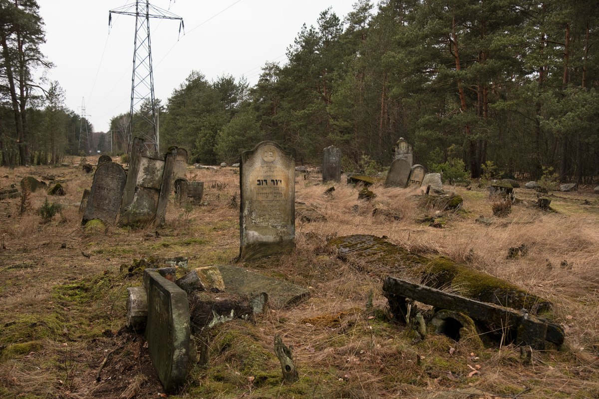 Otwock Jewish cemetery