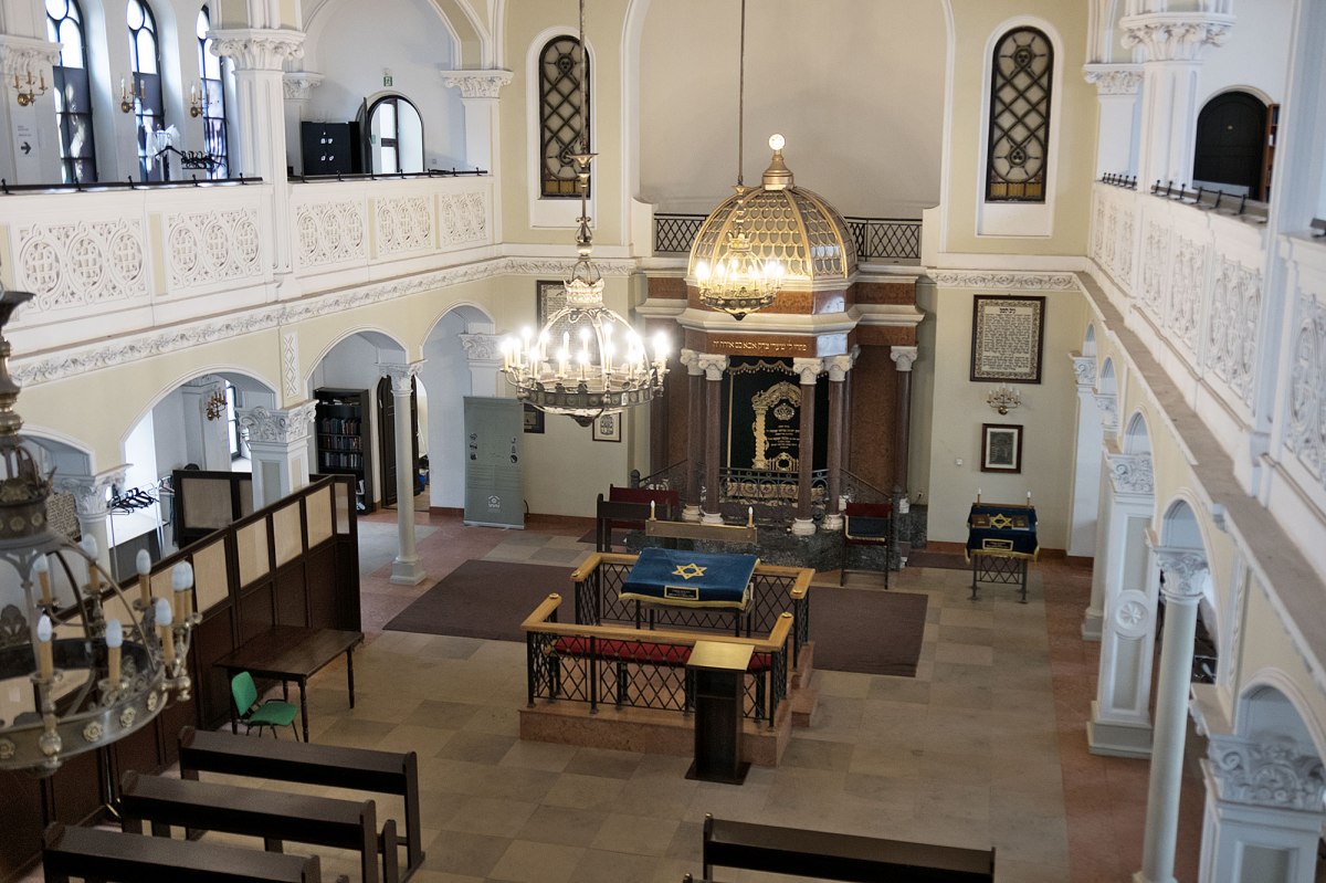 Nożyk Synagogue, Warsaw