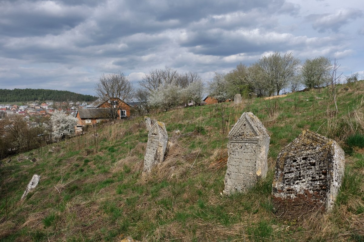 Berezhany Jewish cemetery