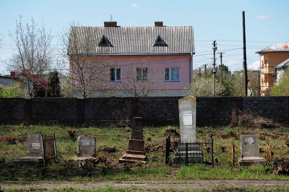 Drohobych - new Jewish cemetery