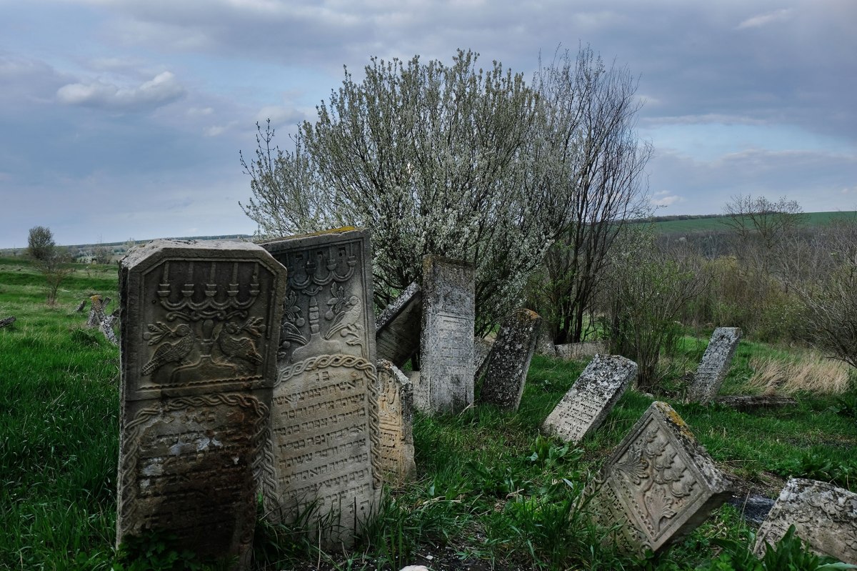 Korolivka Jewish cemetery