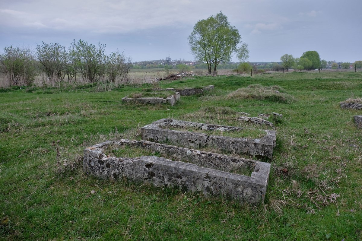 Probizhna Jewish cemetery