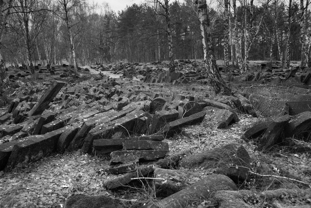 Bródno Jewish cemetery, Warsaw