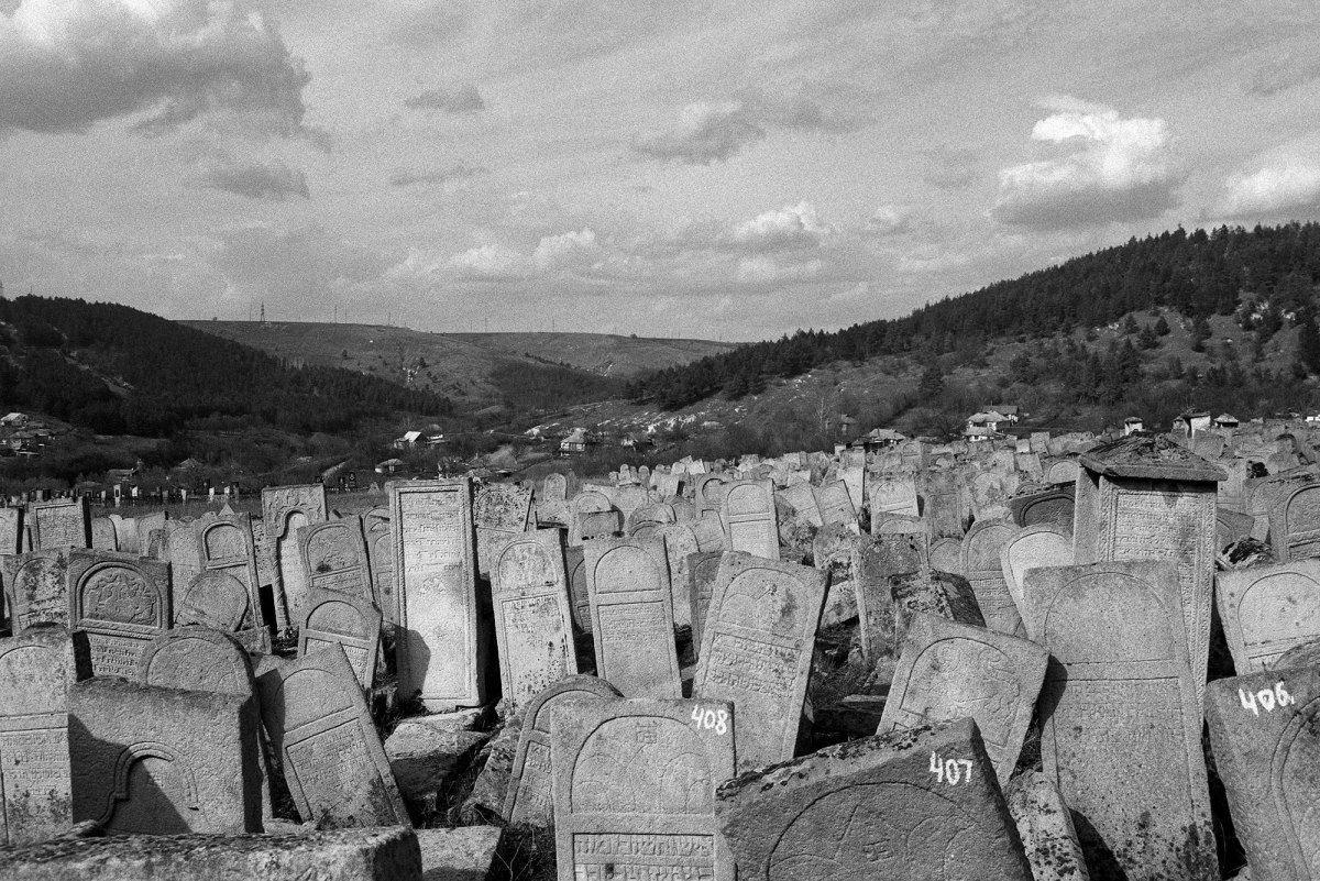 Jewish cemetery, Mohyliv-Podilskyi, Podolia, Ukraine, 2016