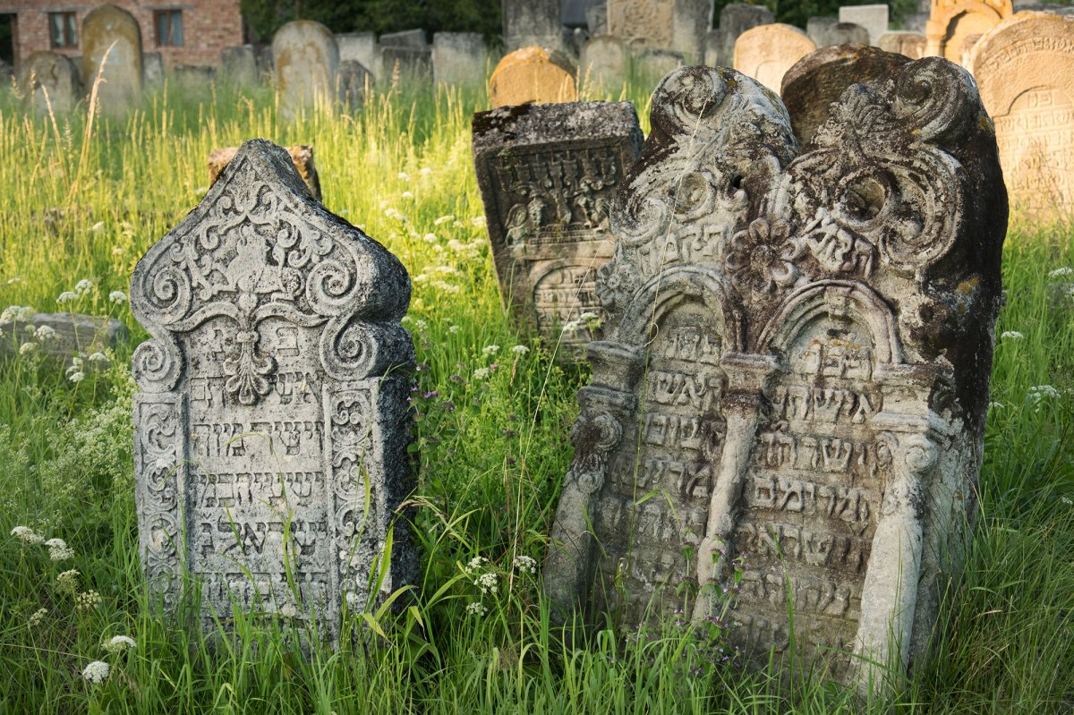 Kuty Jewish cemetery