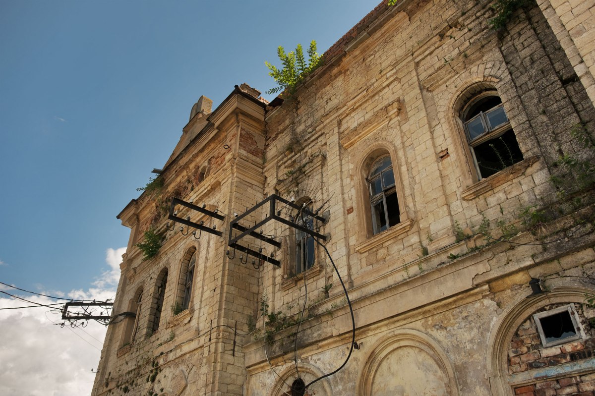 Zalishchyky synagogue