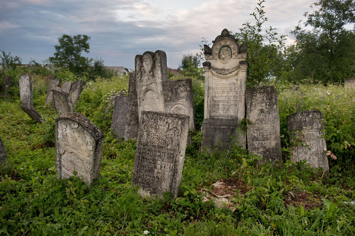 Vyzhnytsia Jewish cemetery