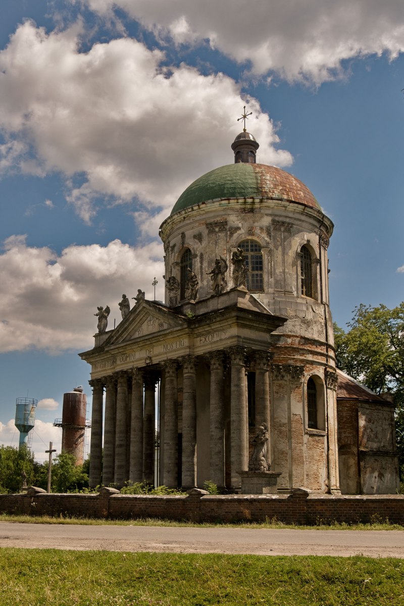 Church of Pidhirtsi castle