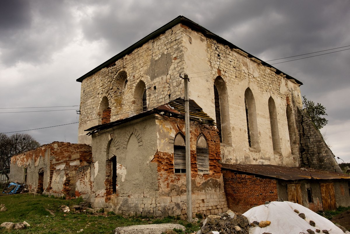 Pidhaitsi synagogue, Ukraine