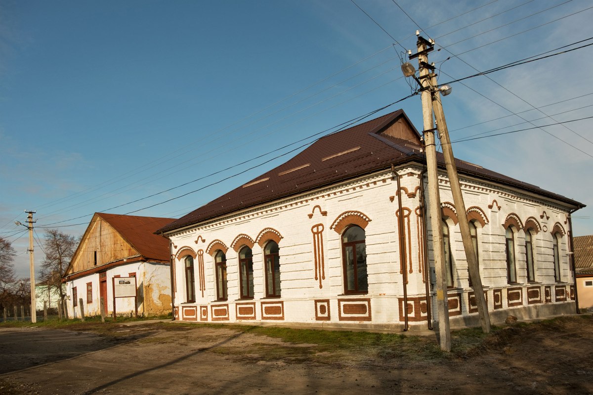 Medzhybizh - synagogue