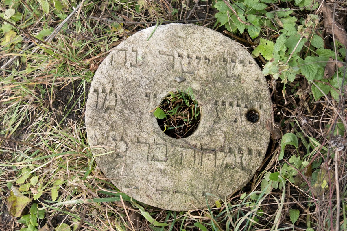 Volochysk - Jewish cemetery