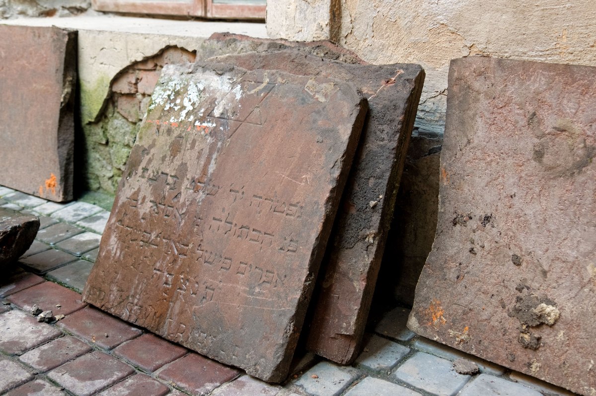 Saving Jewish tombstones at Halytska Square 15 in Lviv