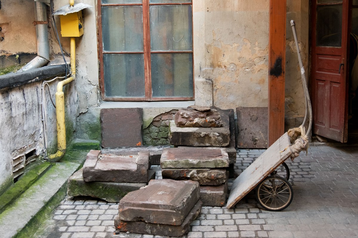 Saving Jewish tombstones at Halytska Square 15 in Lviv