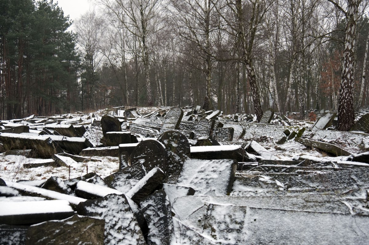 Bródno Jewish cemetery