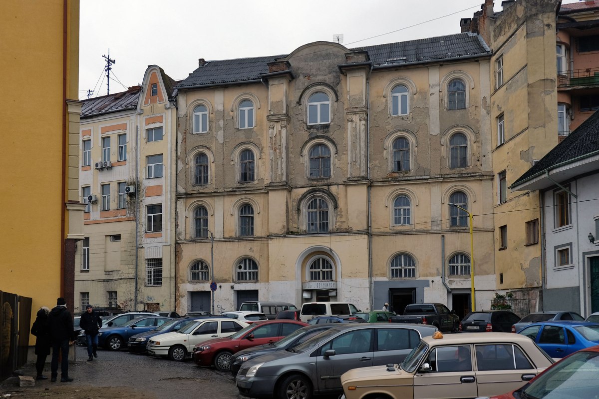 Uzhhorod - former Neolog synagogue