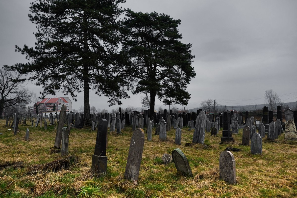Uzhhorod - old Jewish cemetery