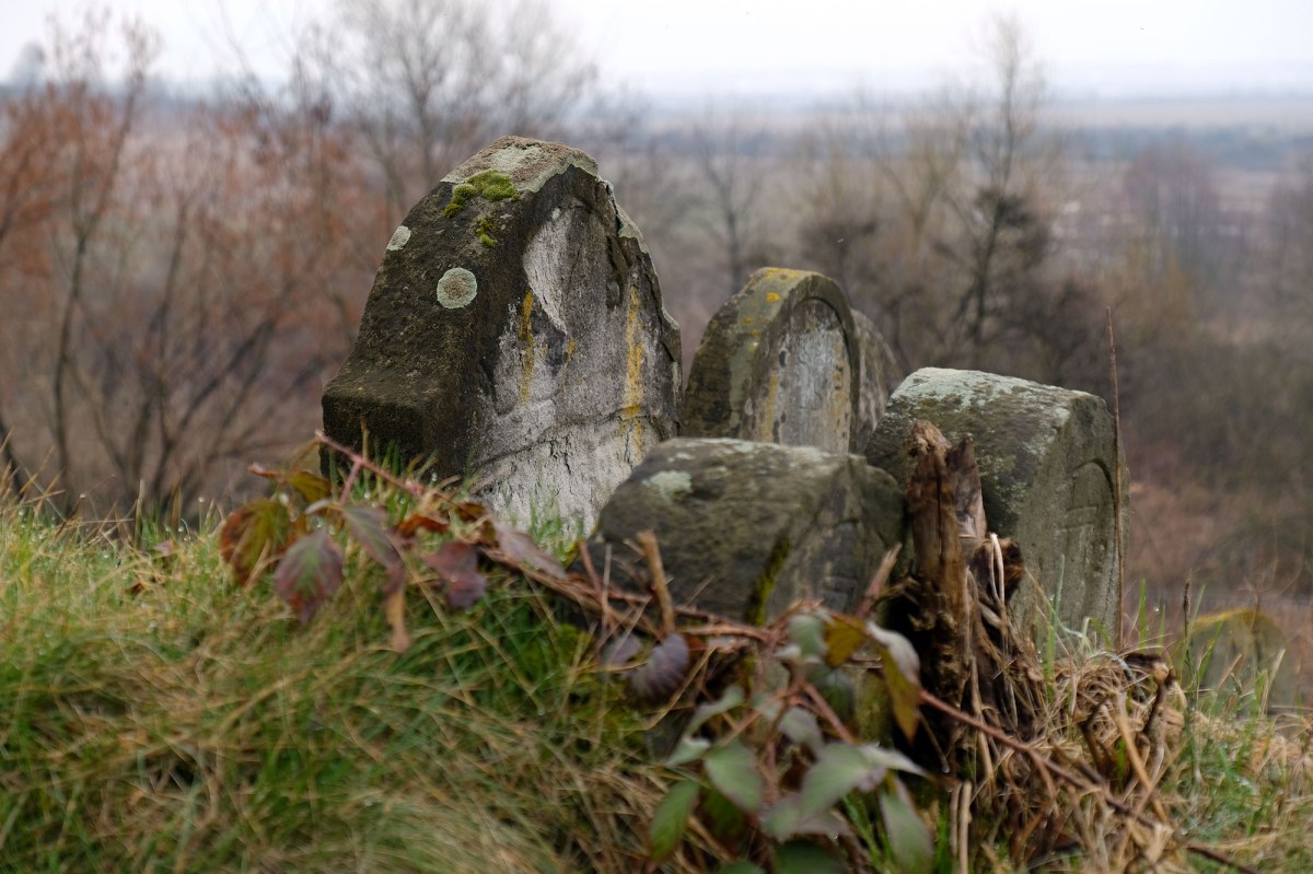 Khmilnyk - Jewish cemetery