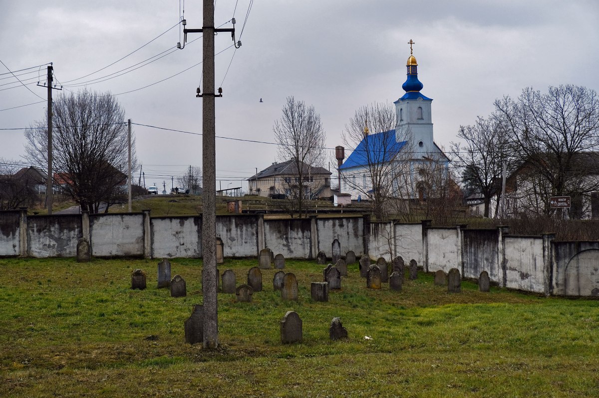 Kamyanske - Jewish cemetery