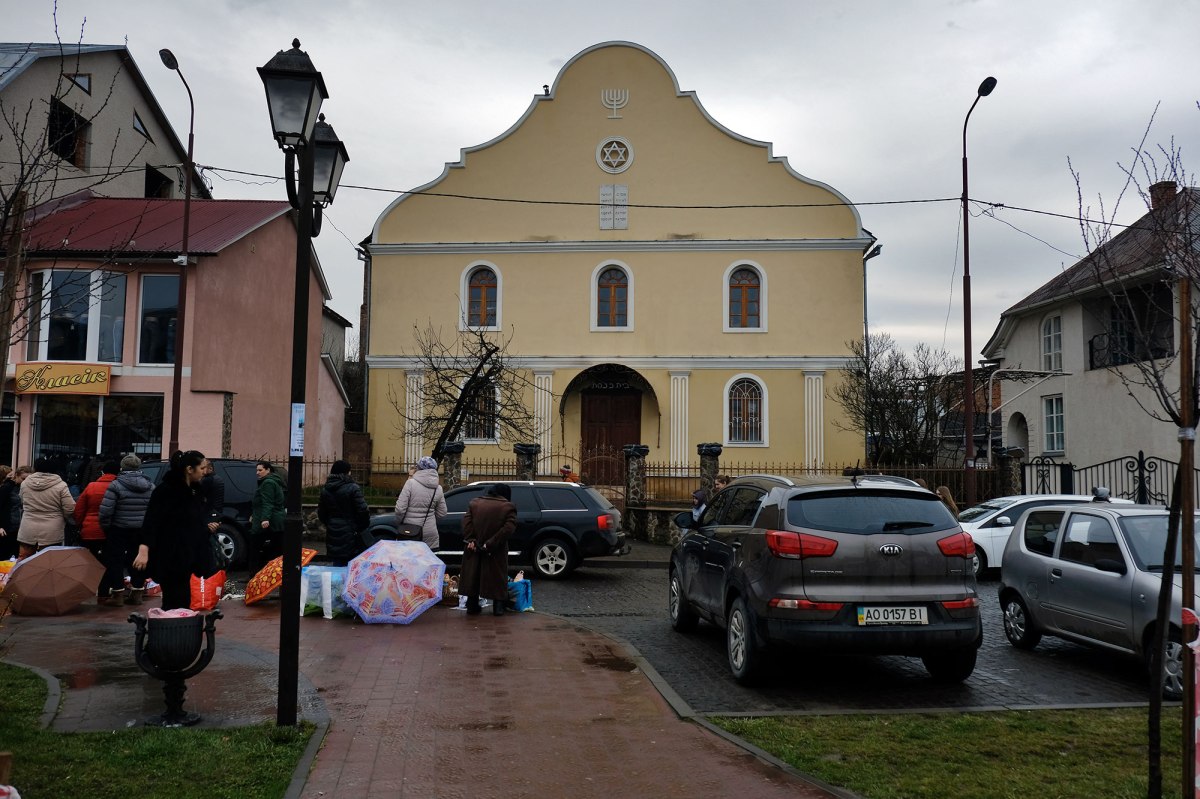 Khust - synagogue