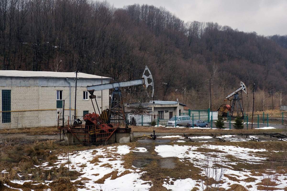 Oil pumps in Boryslav