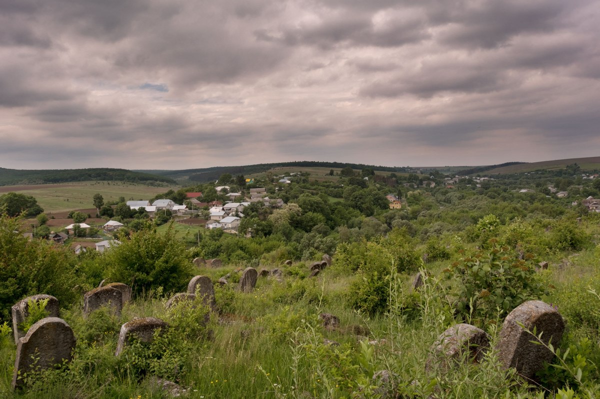 Sataniv - Jewish cemetery