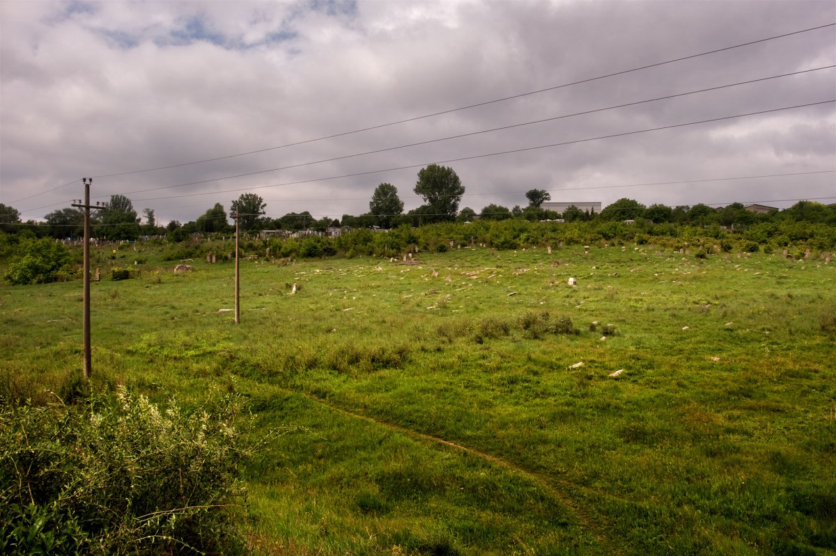 Bălţi Jewish cemetery