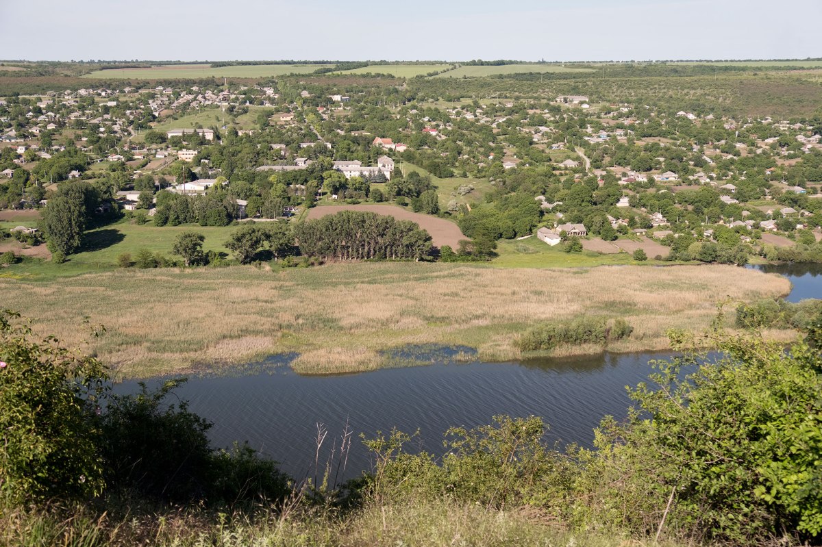 Tipova - view over Dniester river