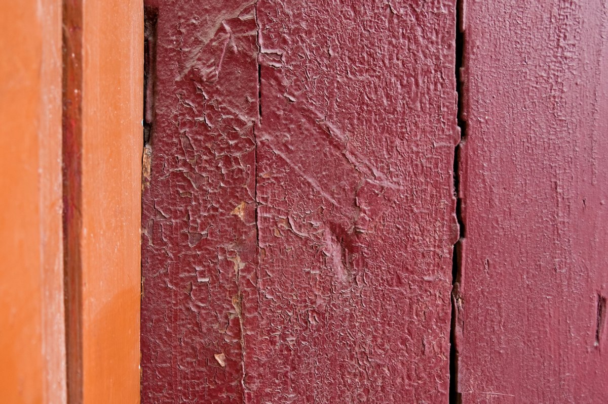 Skala-Podilska - trace of a mezuzah
