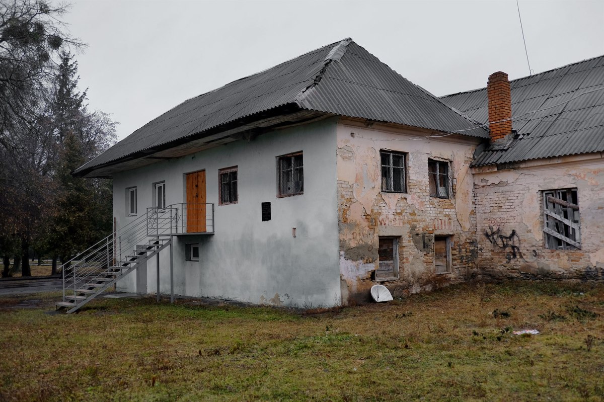 Mlyniv synagogue