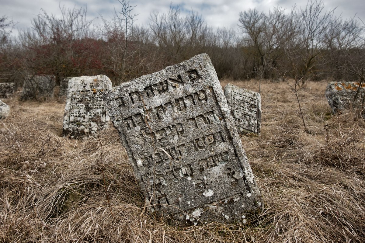 Raşcov - new Jewish cemetery