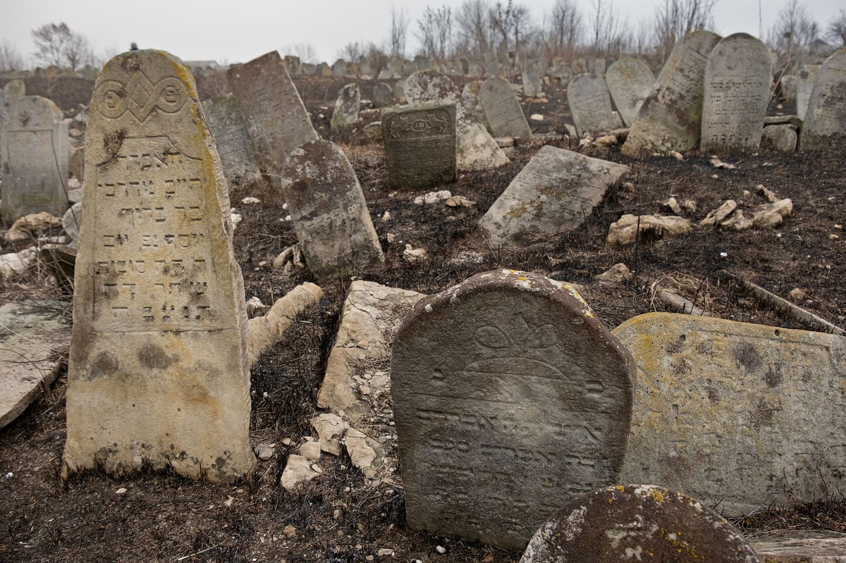 Sharhorod - New Jewish Cemetery
