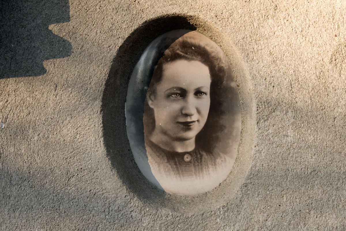 Khotyn - New Jewish Cemetery