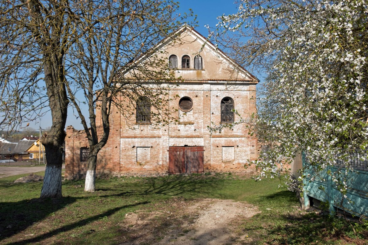 Indura synagogue