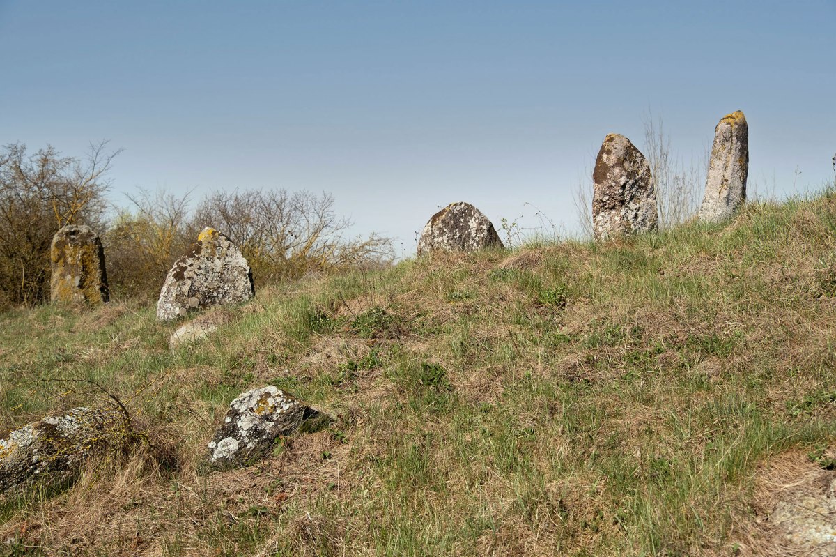 Indura Jewish cemetery