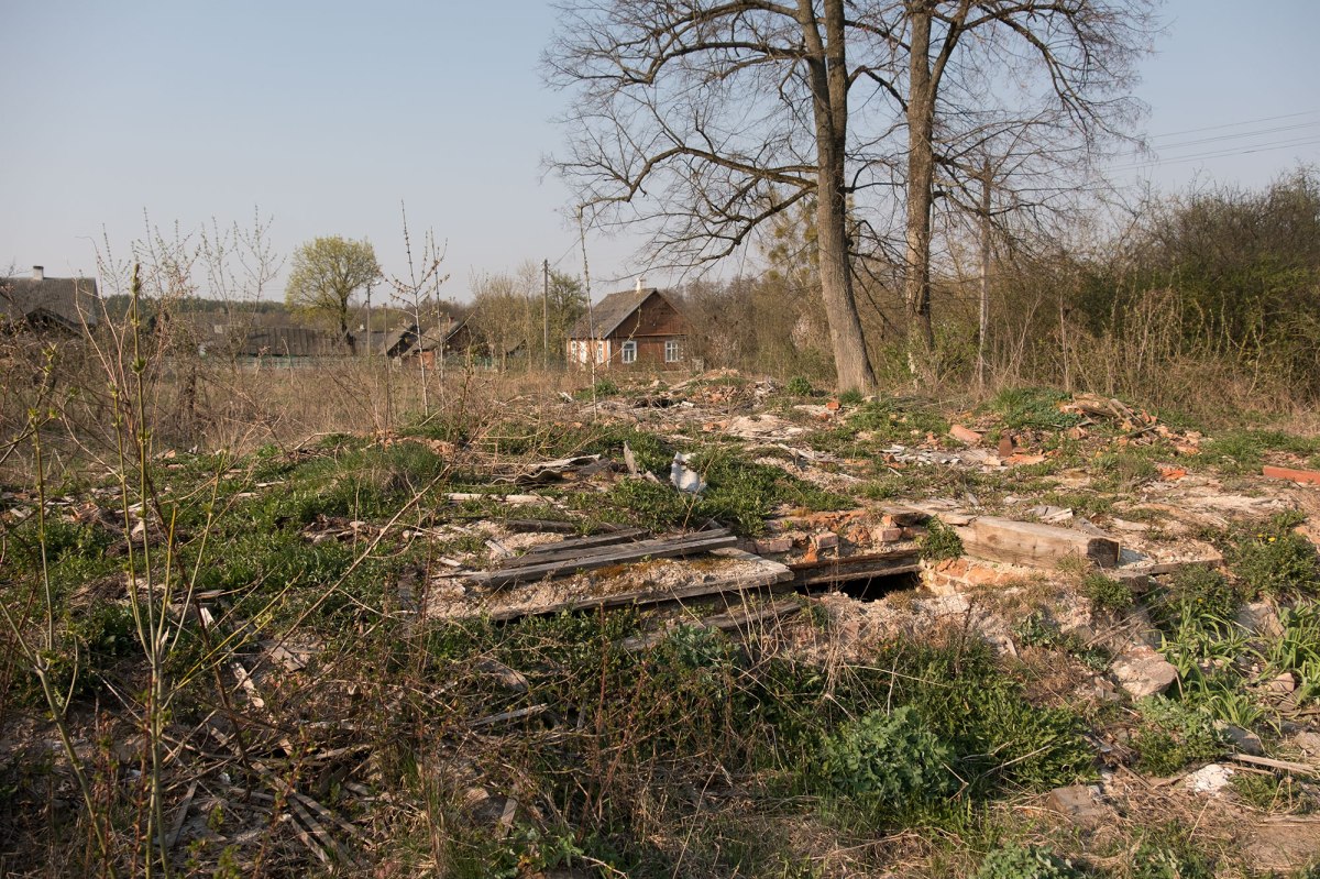 Lyskava - ruins of the Jewish school