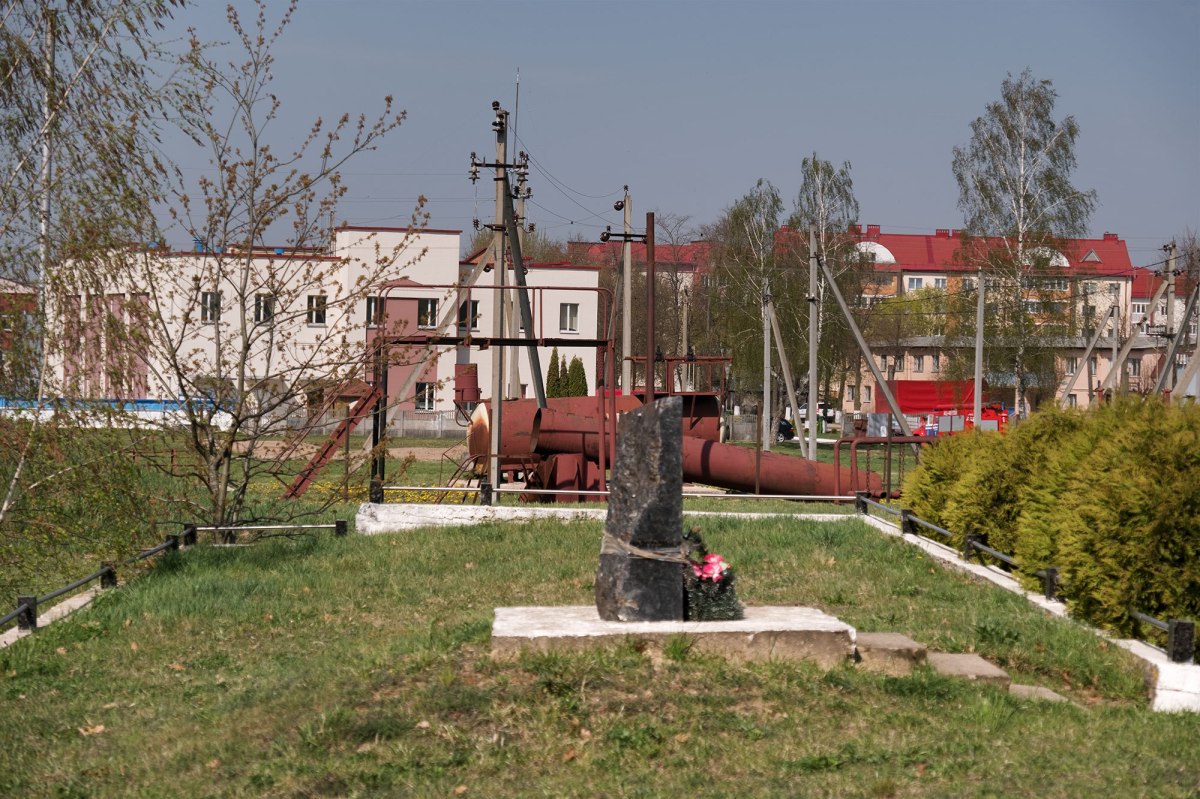 Nyasvizh - memorial on a mass grave