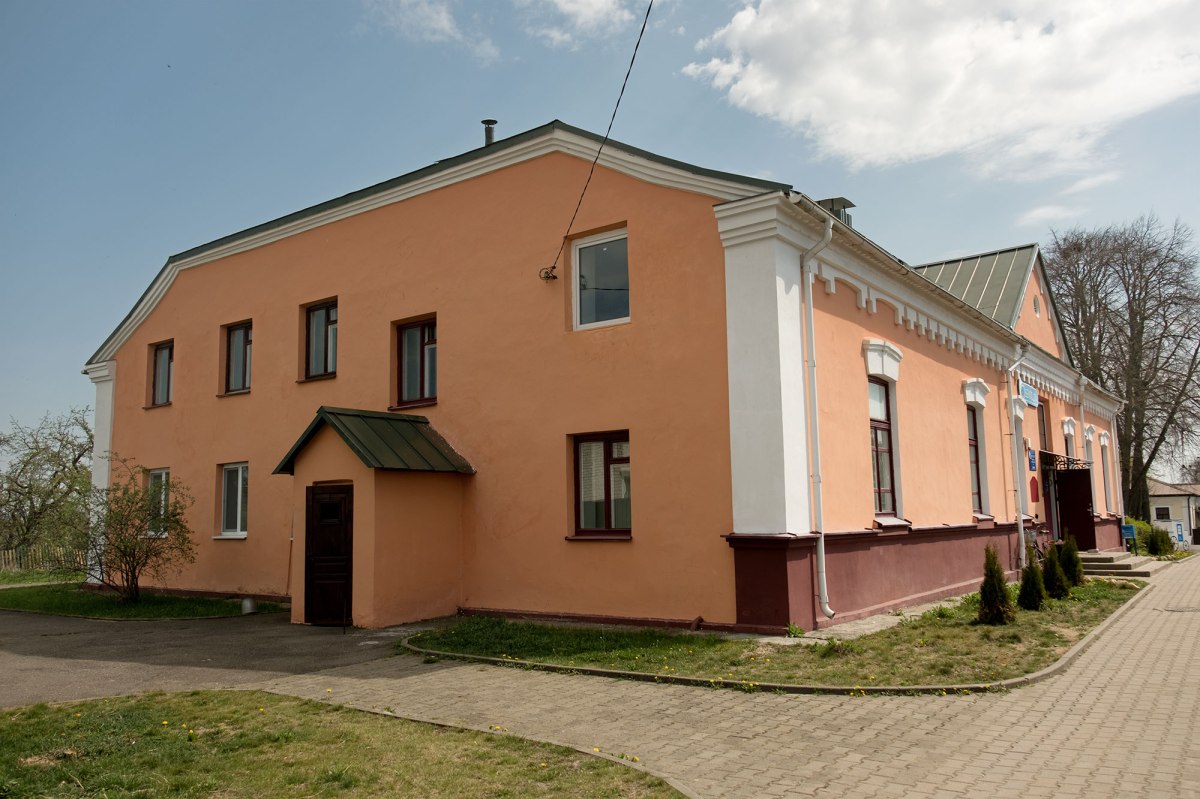 Mir - former yeshiva