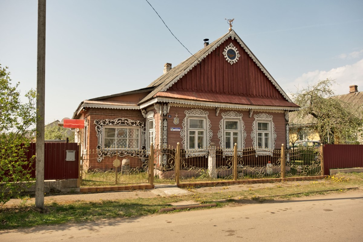 Stowbtsy - one of the many beautiful wooden houses we saw in Belarus