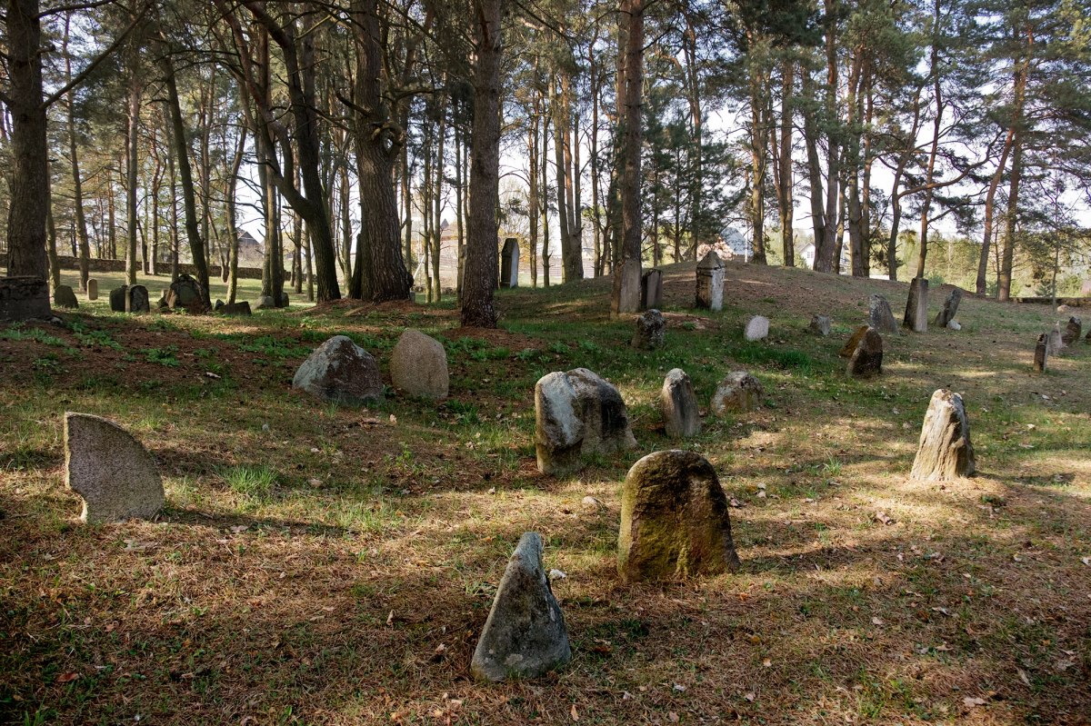 Rubezhevichy - Jewish cemetery