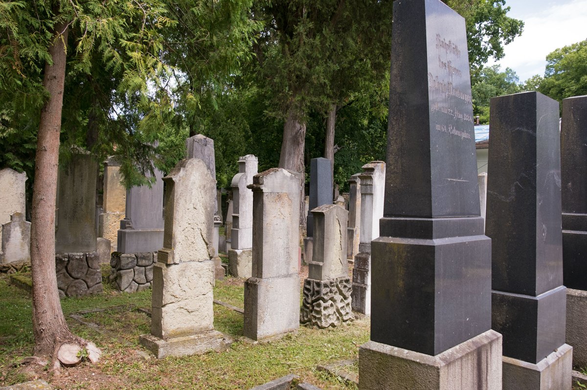 Regensburg - Jewish cemetery