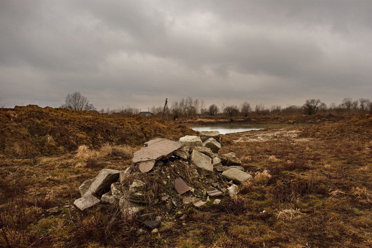 Medenychi - mass grave site