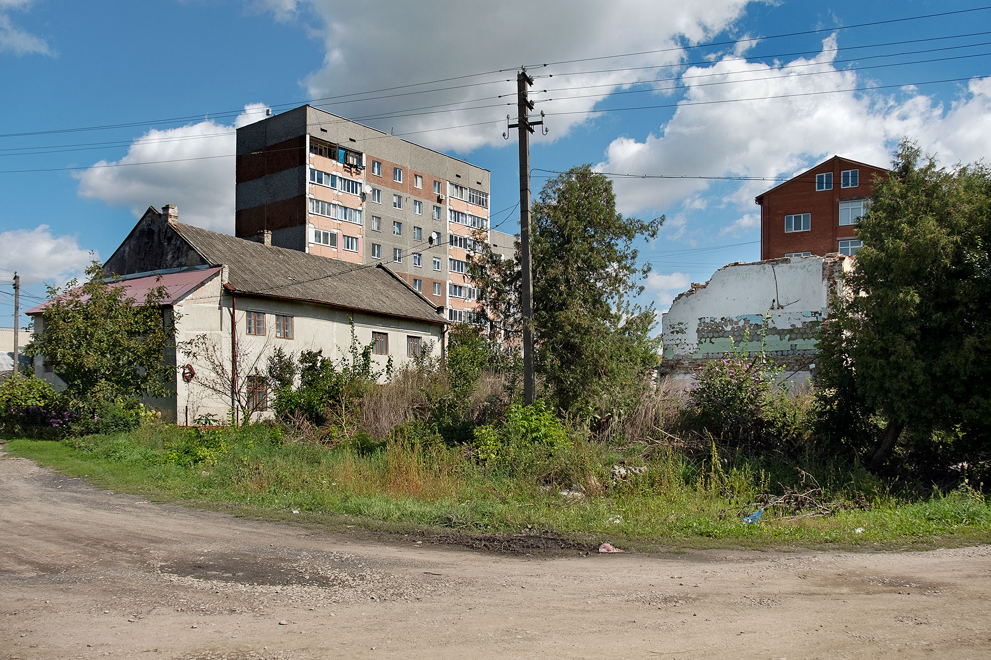 Burshtyn - synagogue and dempolished beit midrash