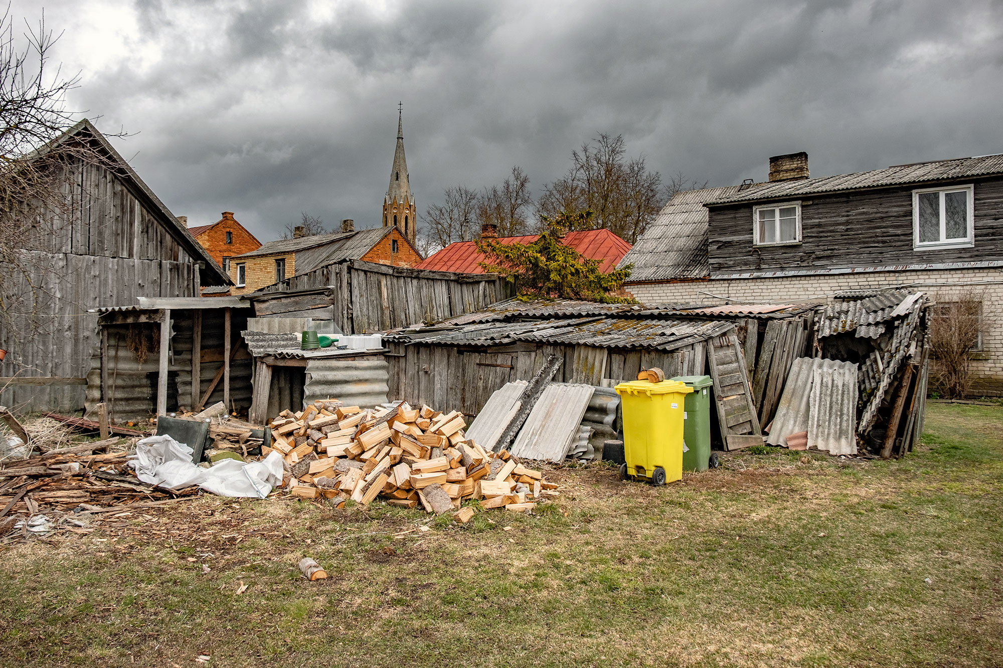 Lygumai - backyard next to the synagogue