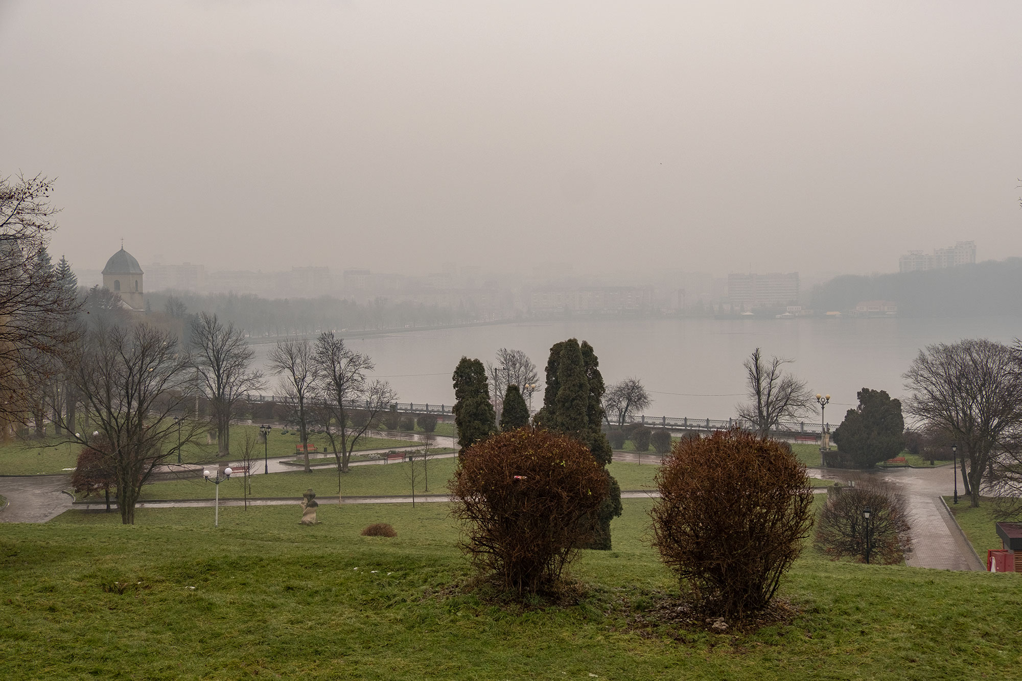 Ternopil - View over the lake
