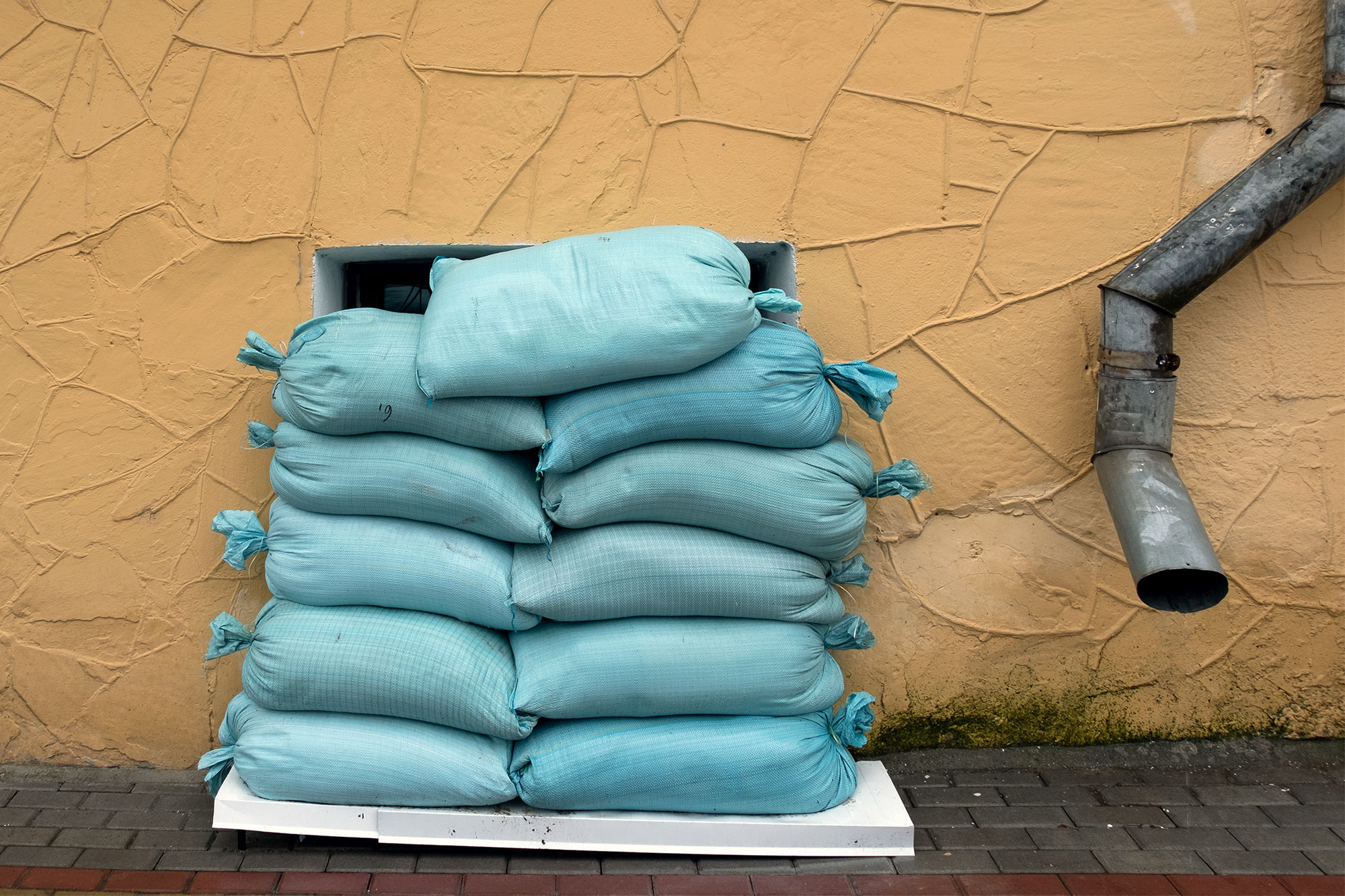 Ternopil - Sandbags in front of a public building